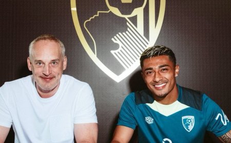 Bournemouth complete signing of Julián Araujo from Barcelona