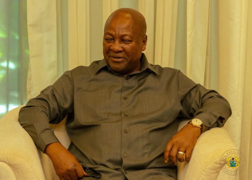 Mahama Arrives in Singapore for 3-Day State Visit