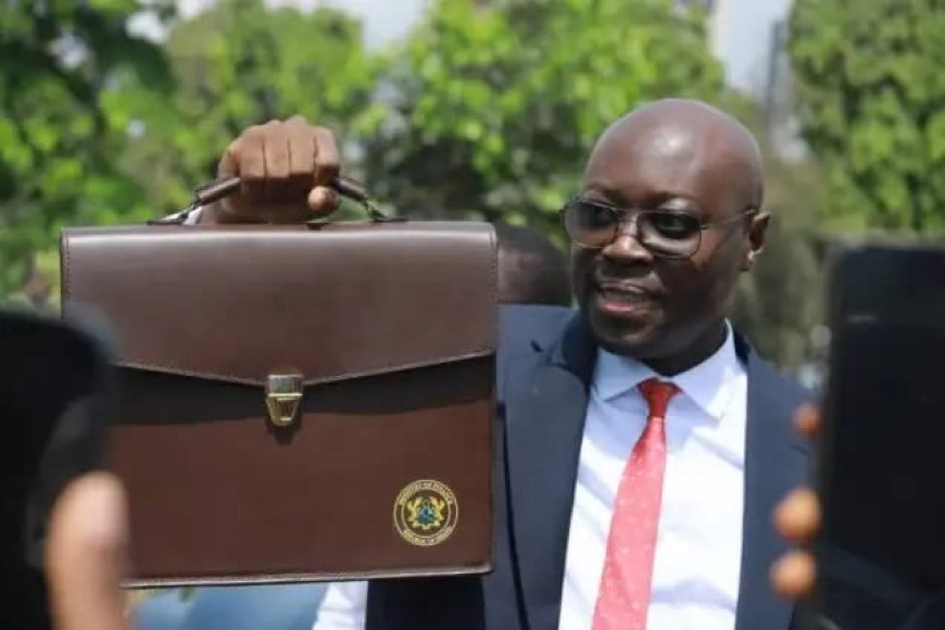 GOVERNMENT BUILDS GH₵15.6 BILLION SINKING FUND TO TACKLE DEBTS- DR. ATO FORSON